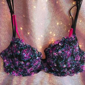 PINK Victoria’s Secret Floral Goth Bra 👙🖤